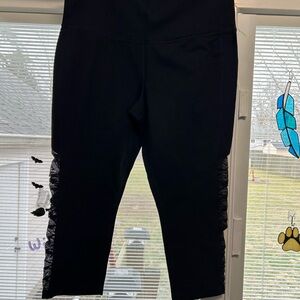 NWT woman’s work out capri’s  1X
